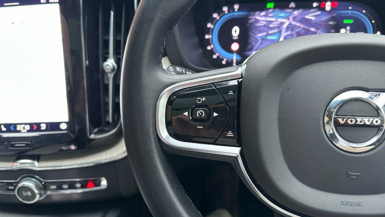 Volvo XC60 2.0 T8 [455] RC PHEV Ultimate Dark 5dr AWD Gtron Estate